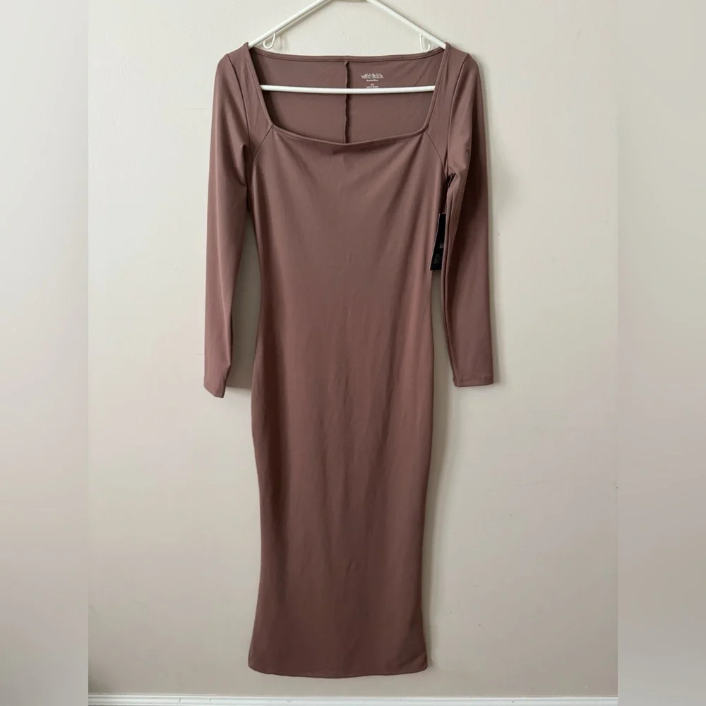 Wild Fable NWT Women’s Long Sleeve ButterBliss Maxi Bodycon Dress Dark Taupe - Picture 4 of 9